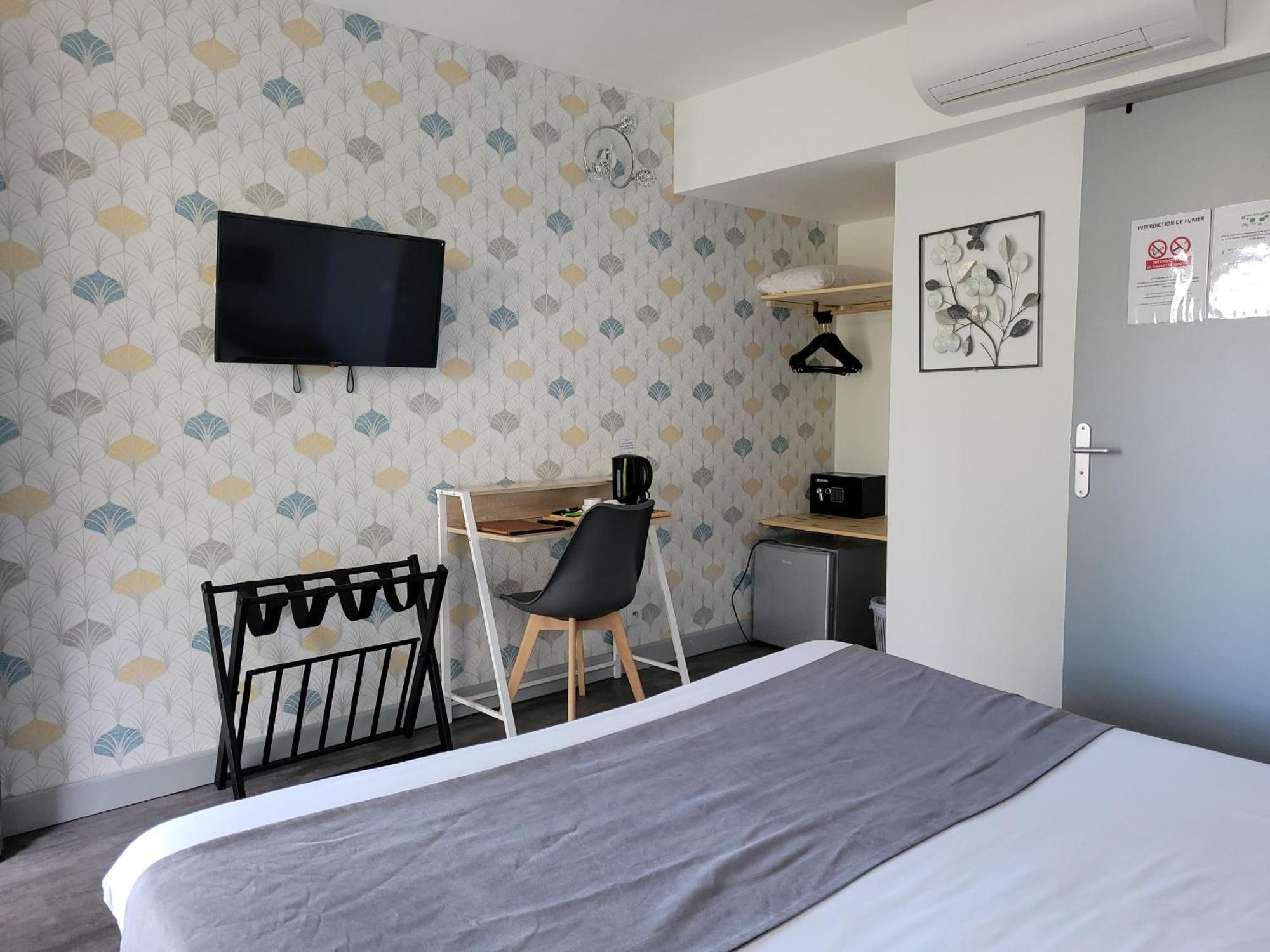 Hotel Le Vanseen Les Vans Exterior foto
